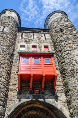Helpoort kapısı Maastricht