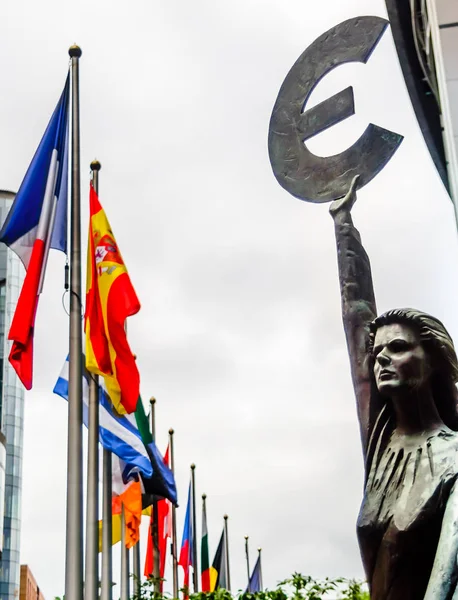 Euron skulptur i Bryssel - Belgien — Stockfoto
