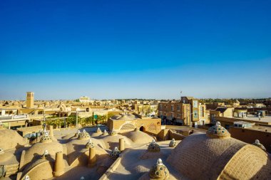 İran'ın Kaşan çatılar üzerinden panoramik görünüm