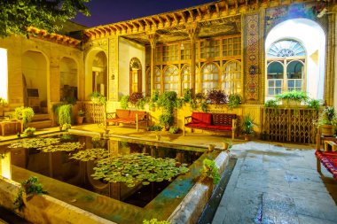 Zinat ol Şiraz, İran'ın Molk House