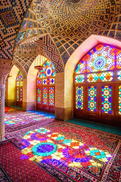Moschea di Nasir al-Mulk a Shiraz, Iran — Foto Stock