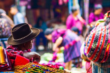 Maya ihtiyar Chichicastenango piyasada