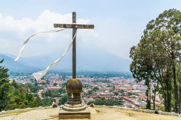 Panoramatický pohled Antigua v Guatemale — Stock fotografie