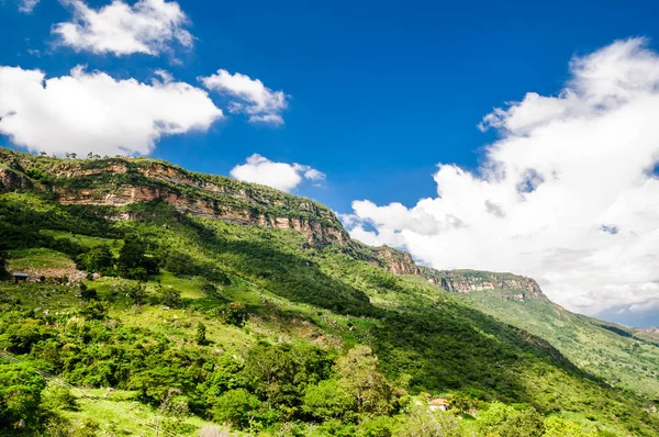 Paysage de montagne par Gorche chicamocha canyon dans les Andes de la Colombie — Photo