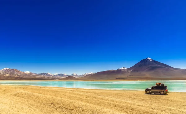 Laguna Verde en el Altiplano de Bolivia — Foto de Stock