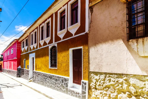 World heritage colonial building in the old town of Bolivia — Stock Photo, Image