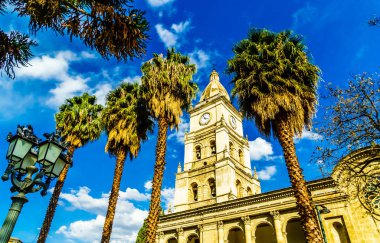 Çan kulesi catedral de San Sebastian Cochabamba - Bolivya