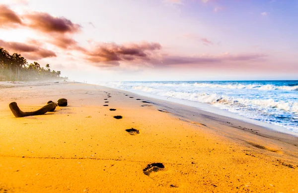 Passos Pôr Sol Praia Tayrona Colômbia — Fotografia de Stock