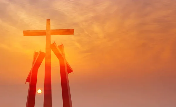 Drie kruizen op zonsondergang achtergrond — Stockfoto