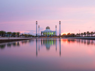 Camide Tayland güneyinde taj mahal gibi
