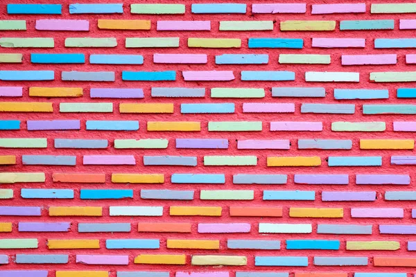 Ziegelsteinwand farbig bemalt — Stockfoto