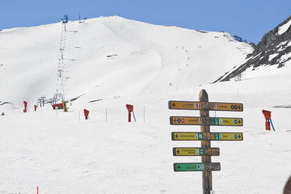 Paisaje invierno alpino —  Fotos de Stock