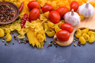 İtalyan makarna yemek pişirmek için tatlı maddeler