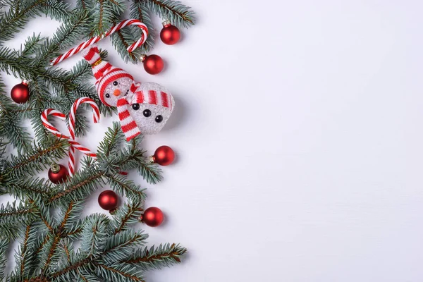 Fenyőfa és hóember karácsonyi háttér — Stock Fotó