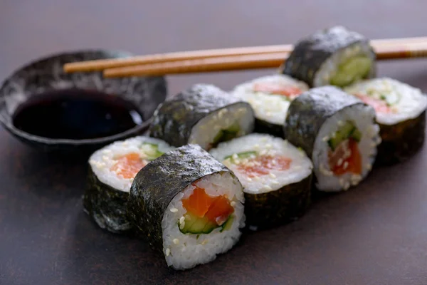 Rolo de sushi close-up — Fotografia de Stock