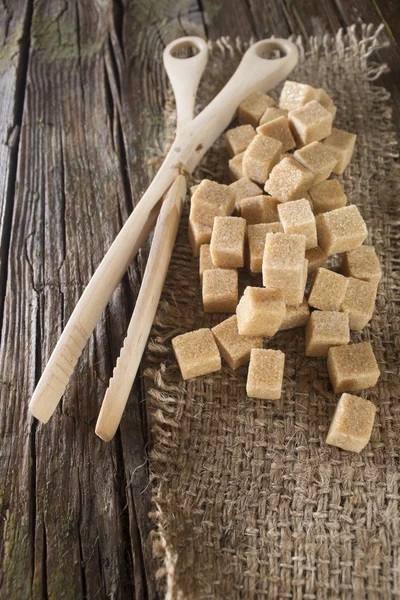 Кубики тростникового сахара — стоковое фото