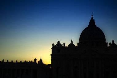 Vatikan Şehri gün batımında