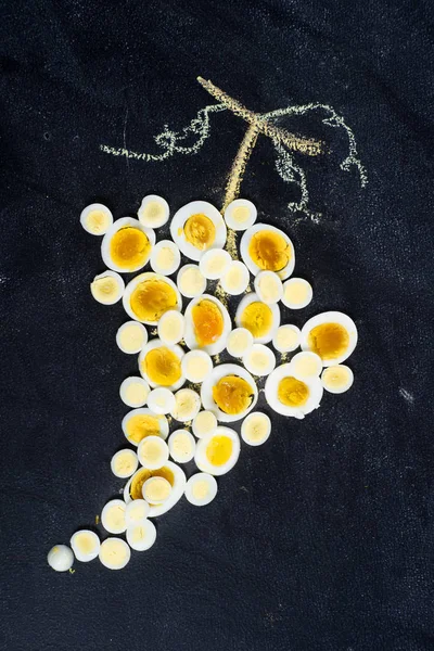 Генетичні перетворення винограду з яйцем — стокове фото