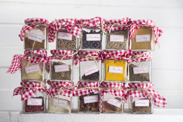 Küçük kiler tatlar