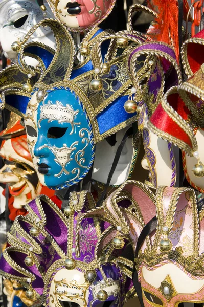 Maskers voor Carnaval van Venetië — Stockfoto