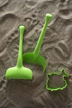 Küçük plaj oyunları