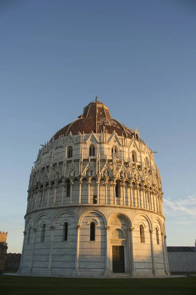 Vaftizhane Pisa Meydanı mucizeler — Stok fotoğraf