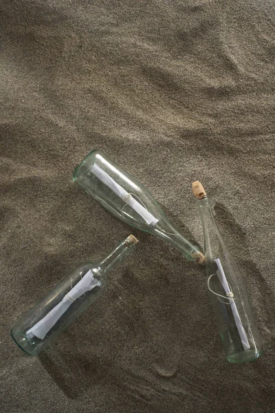 Message dans une bouteille à la plage — Photo