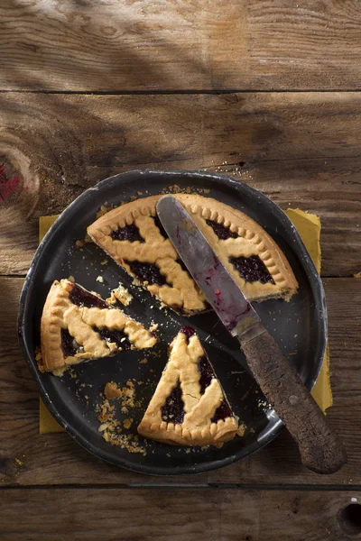 Tart with berry jam — Stock Photo, Image