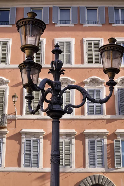 Eski tarz içinde pencere eşiği