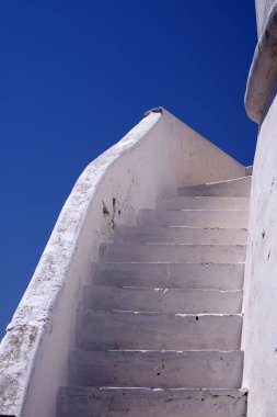 Duvar beyaz merdiven