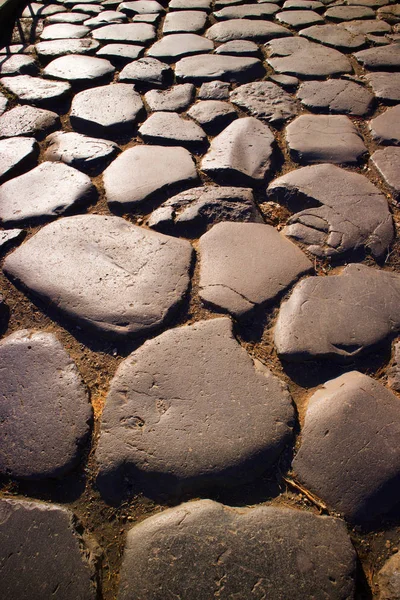 Taş antik yol 