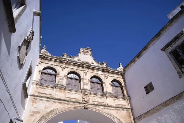 Ostuni, Paolo Giovanni square — ストック写真