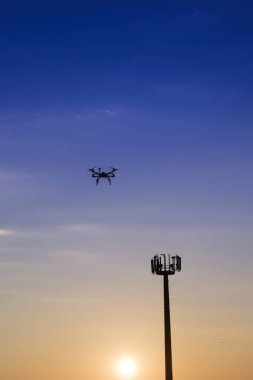 Uçak kullanımı ile anten kontrolü