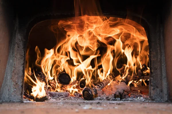 木材的火焰和火焰 — 图库照片