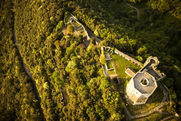 Pequeno castelo de Aghinolfi — Fotografia de Stock Grátis