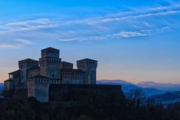 Sunrise at Torrechiara castle, image, horizontal