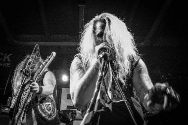 Şeytan'ın silah Mavi gül salon (Mi) 02-09-2017