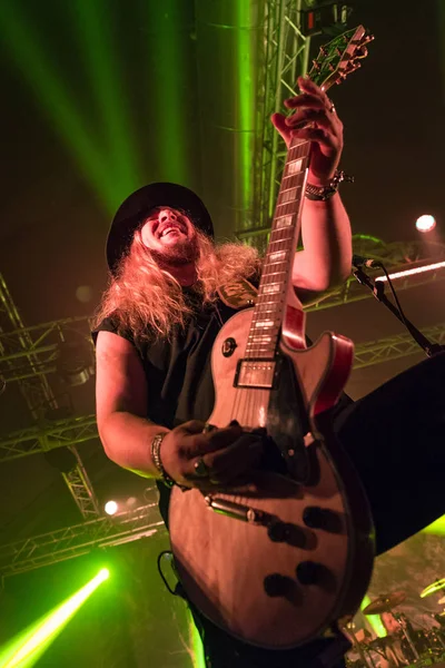 Korpiklaani en Magazzini Generali (MI) 05-03-2018 — Foto de Stock