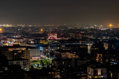 Citt Alta 'dan Bergamo' nun gece görüşü