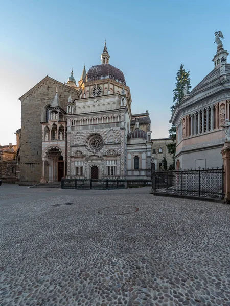 Veduta di una chiesa storica italiana. Basilica di Santa Maria Magg — Foto Stock