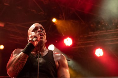 Bergamo, İtalya - 04 Ağustos 2018: Brezilya heavy metal grubu Metal için acil durumda Filagosto Festival Filago (Bg), Sepultura gerçekleştirir. Brambilla Simone canlı haber fotoğrafçı