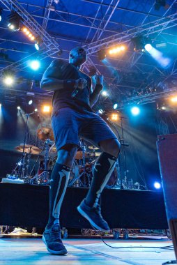 Bergamo, İtalya - 04 Ağustos 2018: Brezilya heavy metal grubu Metal için acil durumda Filagosto Festival Filago (Bg), Sepultura gerçekleştirir. Brambilla Simone canlı haber fotoğrafçı