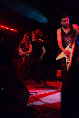 Rock şarkıcısı ALTERIA, Dimebag Darrell 'in anısına yardım için çalıyor. Brambilla Simone Fotoğrafçılık Canlı Haberler