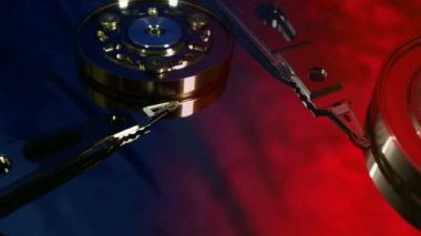 Sabit disk baş hareketleri makro görünümü.