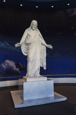 Salt Lake City, Amerika Birleşik Devletleri - 22 Temmuz 2016: mermer Christus, Bertel Thorvaldsen at Temple Square (1838 yılında tamamlandı), tarafından dirilen İsa heykelinin kopyası