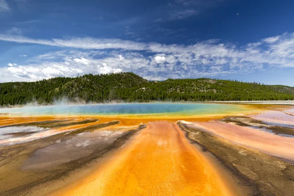 Grand Prismatic Spring in Yellowstone National Park — Stockfoto