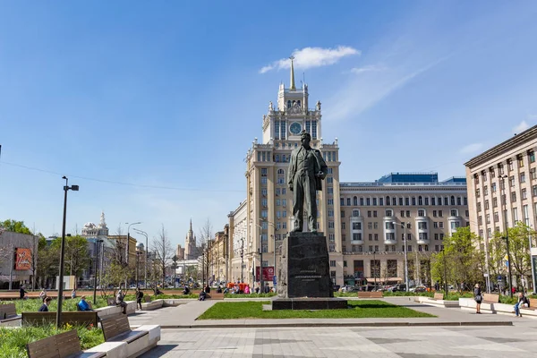 Rusia, Moscova - 19.2017: Piața triumfală și monumentul — Fotografie, imagine de stoc