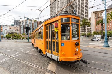 San Francisco, California, ABD - 19 Temmuz 2017: Tarihi street 
