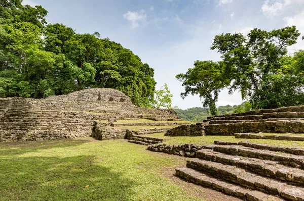 Yaxchilan sítio arqueológico, Chiapas, México — Fotografia de Stock