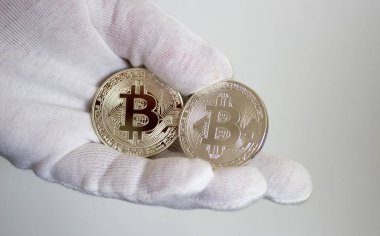 Yandan beyaz eldiven 2 de Kripto Döviz Alım bitcoin